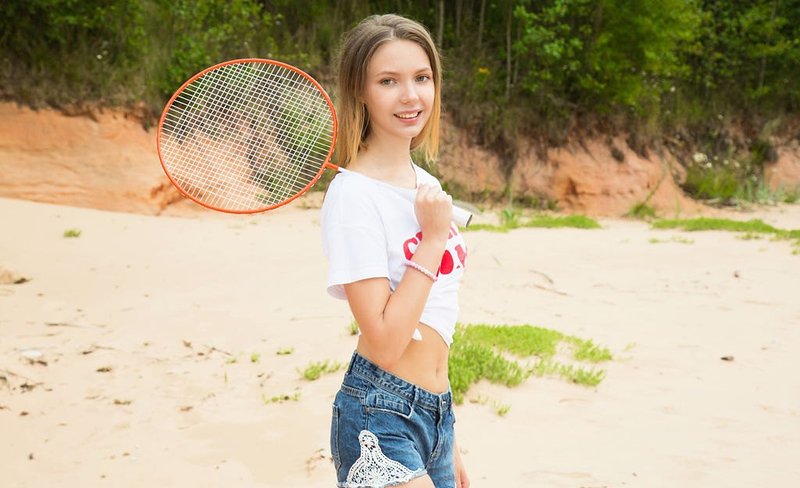 Зина, 35
